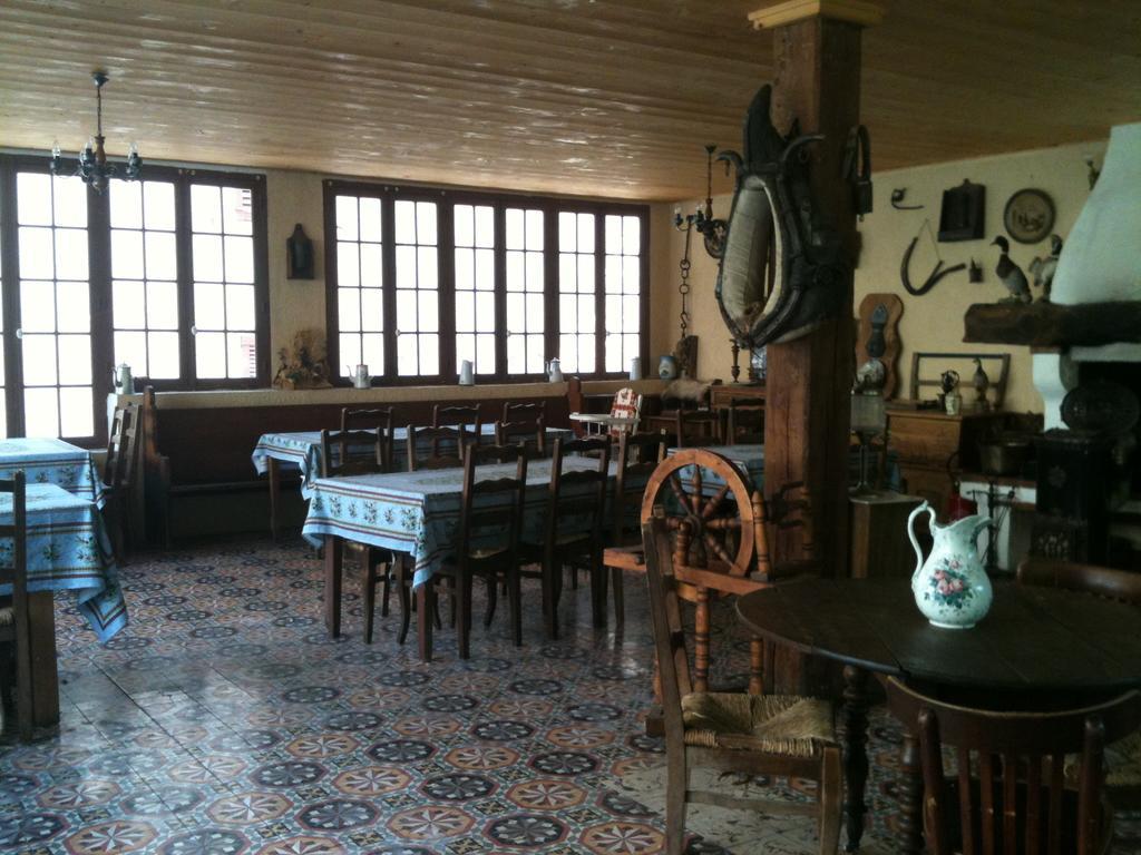 Saint-Martin-dʼEntraunes Gite Le Pelens מראה חיצוני תמונה