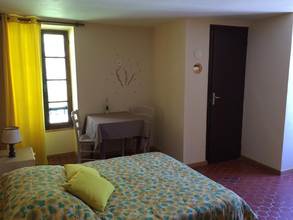 Saint-Martin-dʼEntraunes Gite Le Pelens מראה חיצוני תמונה